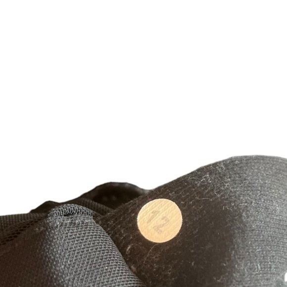 Lululemon Jacket Size 12 Black High Collar - Picture 15 of 15